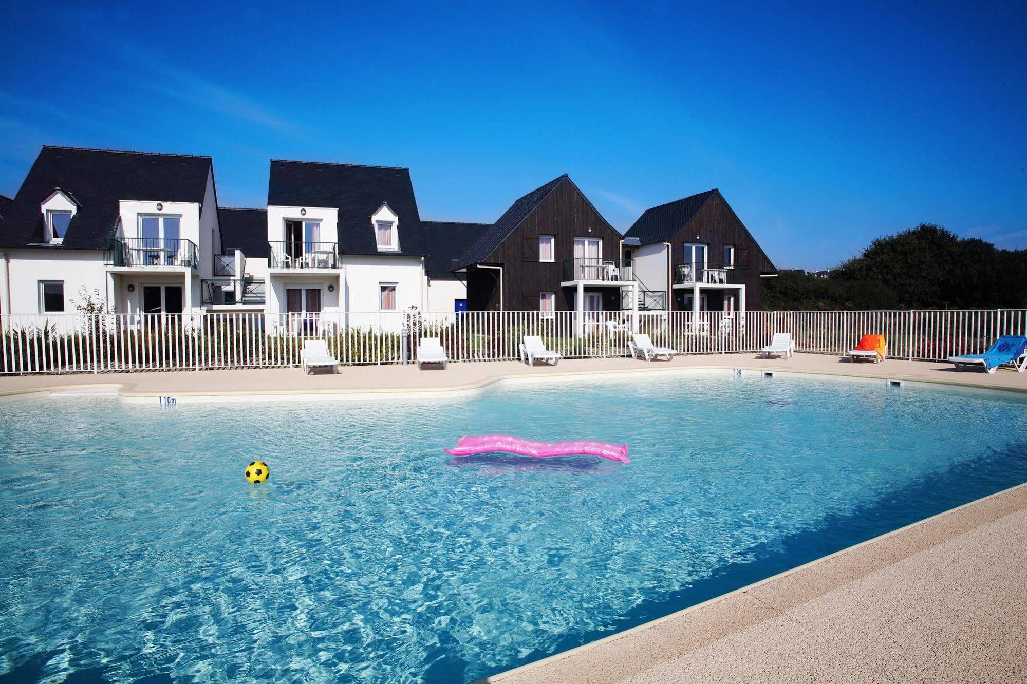 Residence Nemea Les Roches Saint-Pol-de-Leon Bagian luar foto