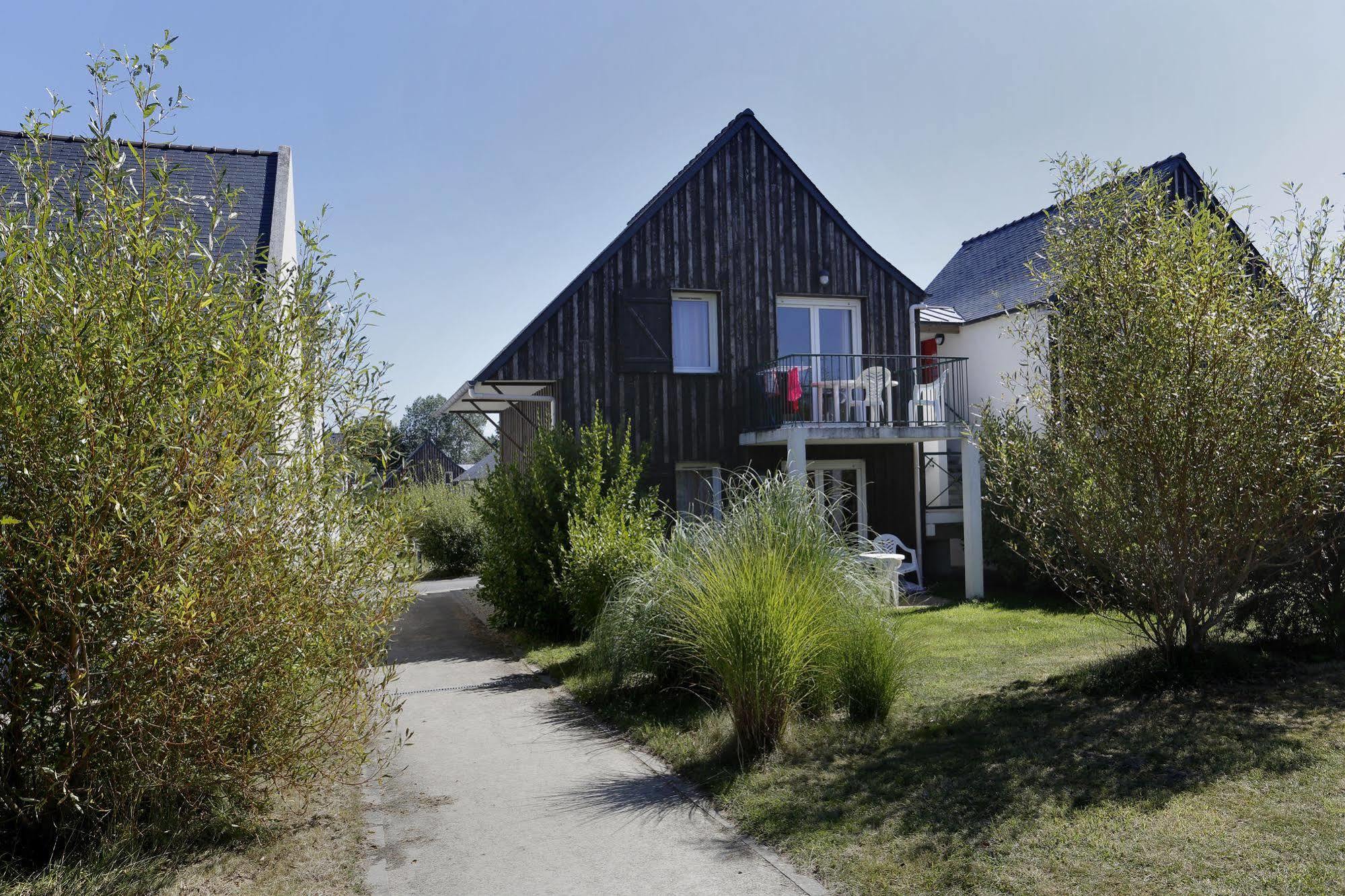 Residence Nemea Les Roches Saint-Pol-de-Leon Bagian luar foto